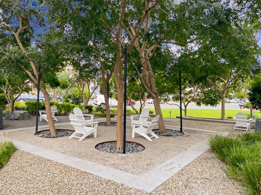 Regus - Del Amo