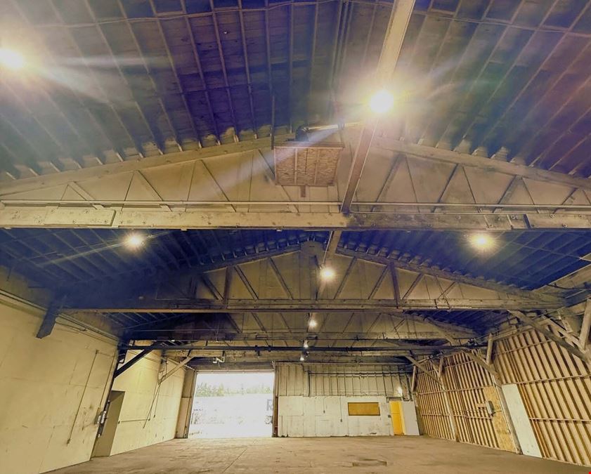 Industrial Warehouse w/ Yard