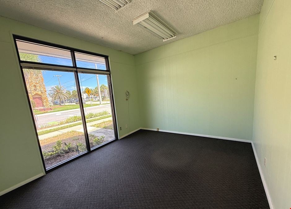 Multi-Tenant Beachside Office