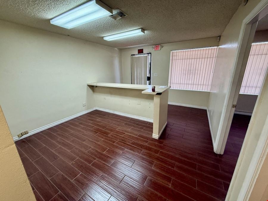 3227 Meade Ave
