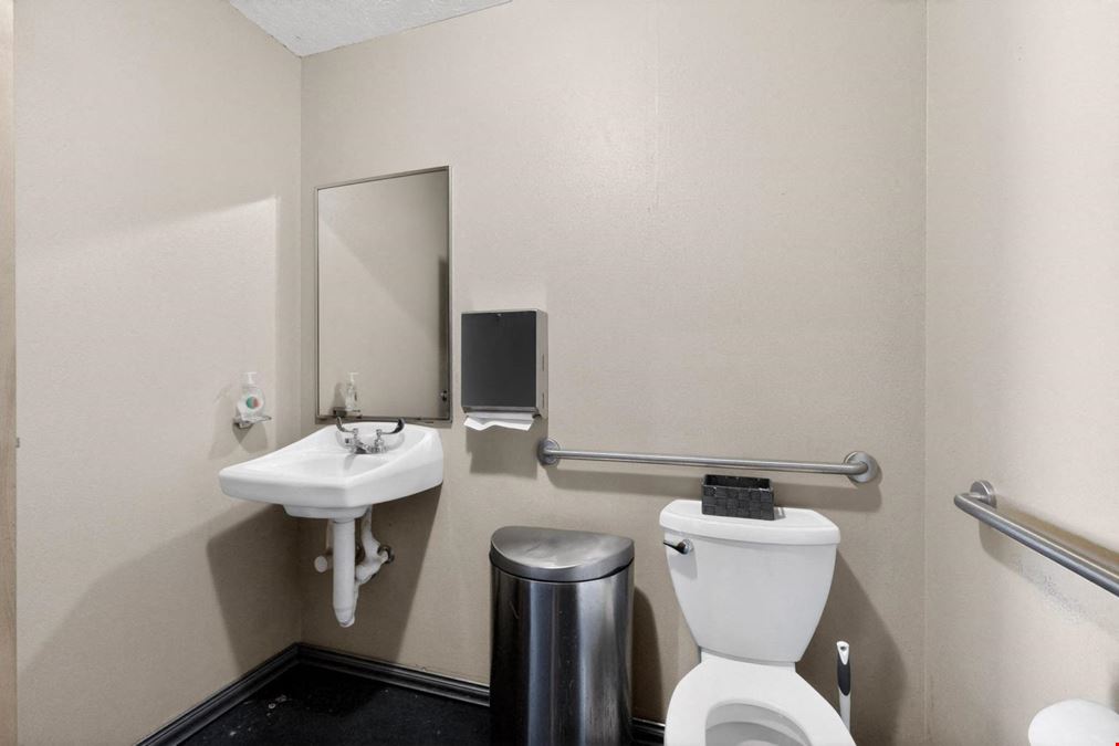RARE NOB HILL RETAIL AND EVENT SPACE OWNER FINANCING