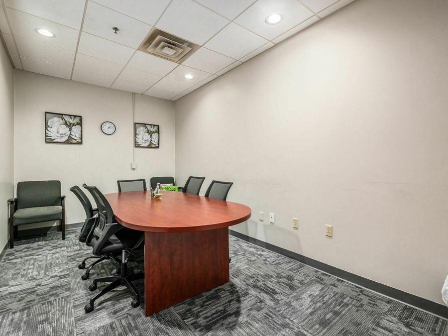 4015-4059 W Dublin-Granville Rd Dublin, OH 43017