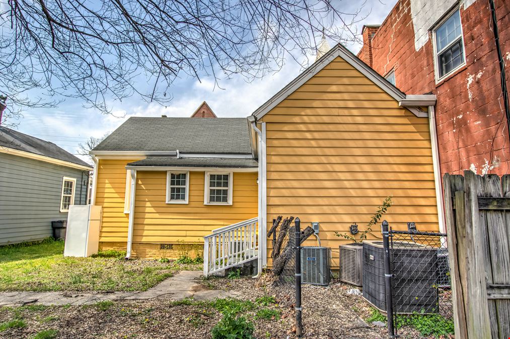 ±5,978 Square Feet Downtown Investment