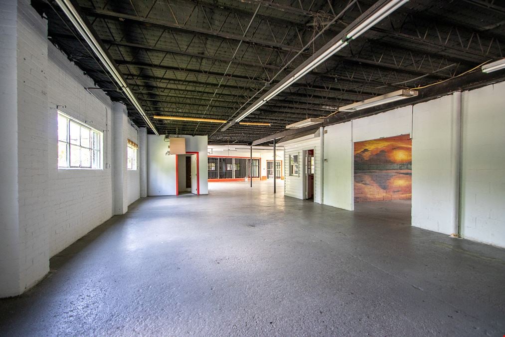 3619 N. Main St.