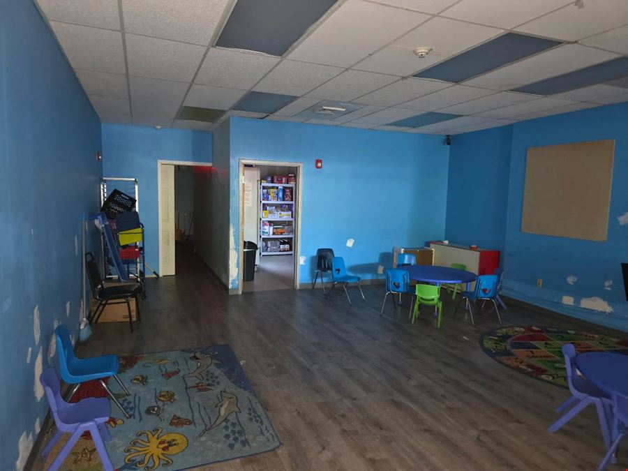 5820-5834 Lee Road South