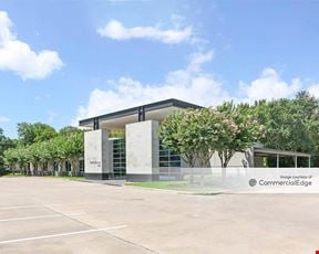 301 Commerce Green Blvd