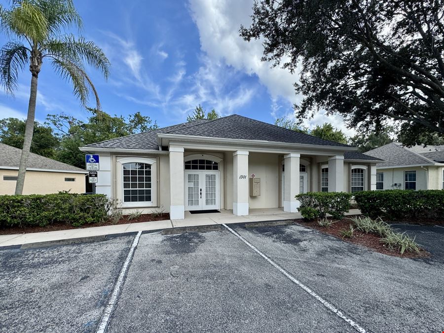 1301 Bedford Dr