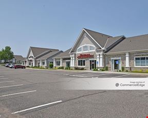 Weaver Lake Town Office Park