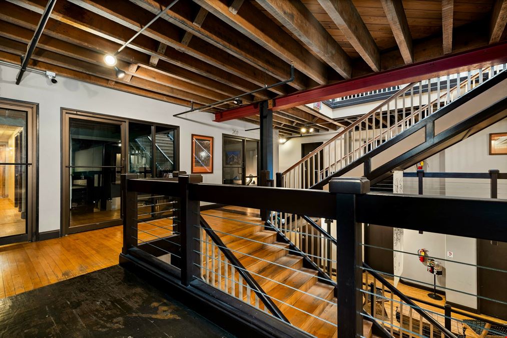 Co-Working Space in Downtown Move-In Ready