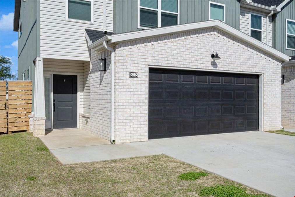 Birdmaster Townhomes