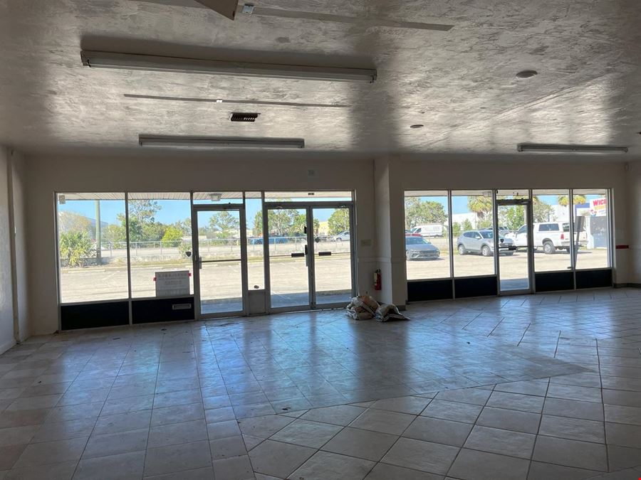Alico Plaza for Retail or Office