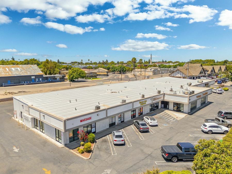 Golden State Blvd Strip Center