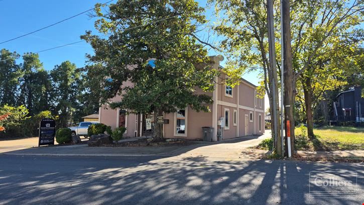 2,560 SF of Professional Office Space for Lease