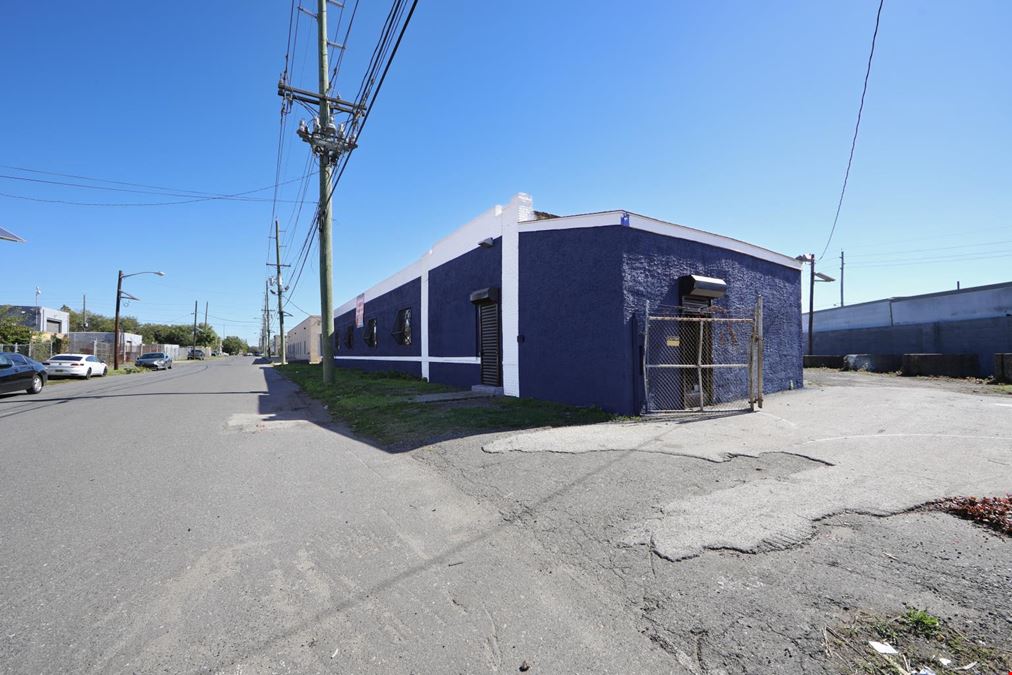 250 Mechanic St, Camden, NJ 08104