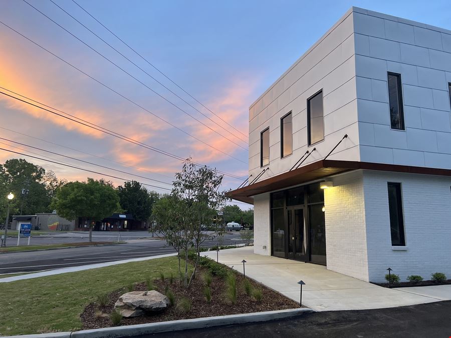 169 Oxmoor Road