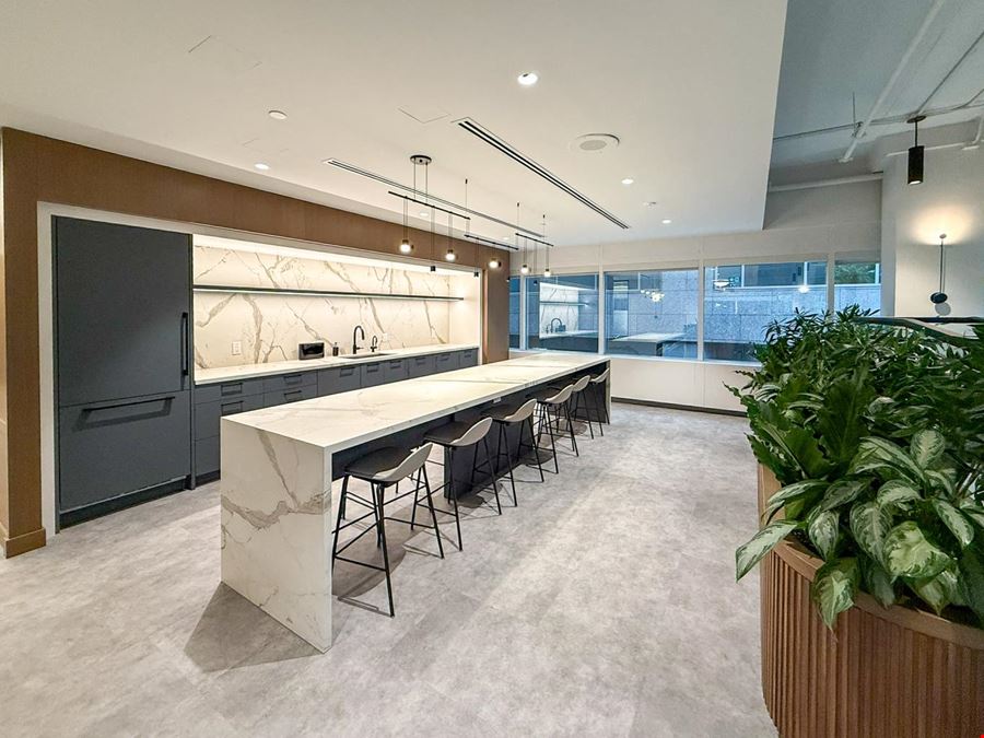 1175 - 510 Burrard Street 