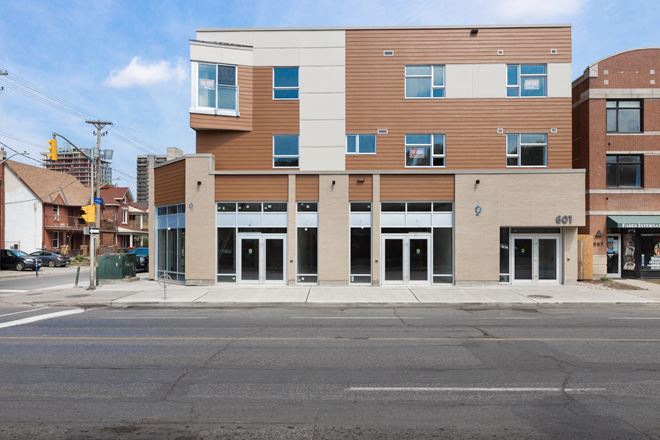 Preview of Retail space for Rent at 607 Somerset Street West