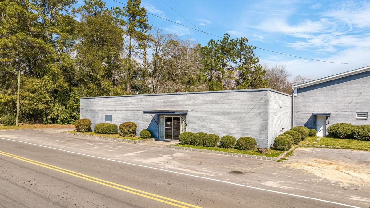 Commercial Space Available For Sale in Holly Hill, SC
