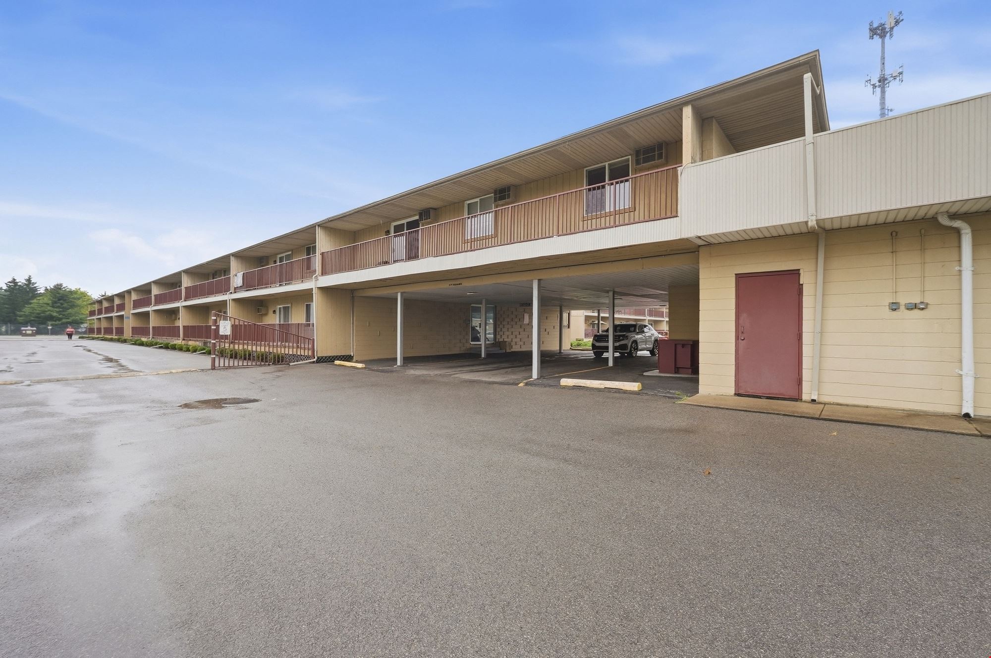 Toledo Circle Apartments