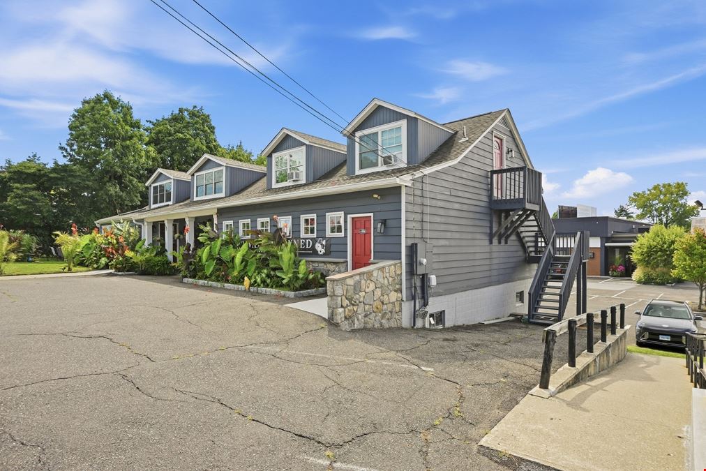44 Mill Plain Road