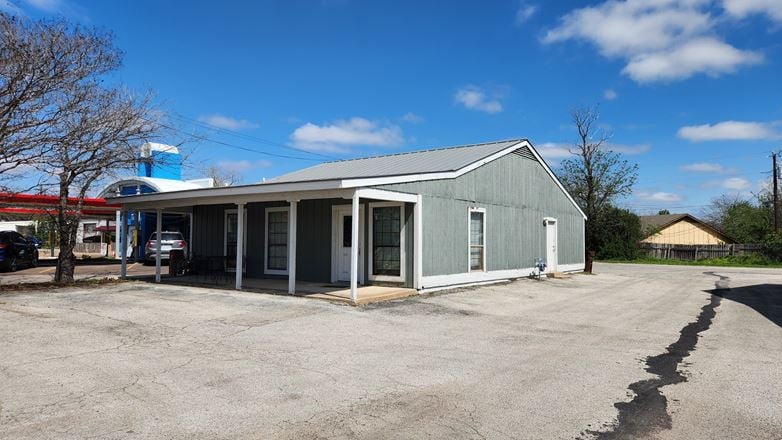 Preview of Office space for Rent at 1803A North Mays Street