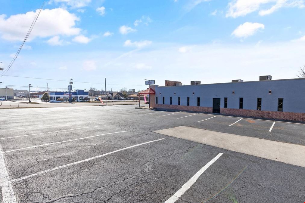 1716 W Andrew Johnson Hwy