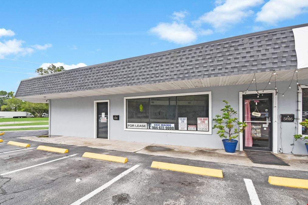 CCG-2 Zoned Retail Strip Center