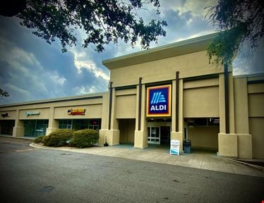 Adjacent to Grocery Anchor