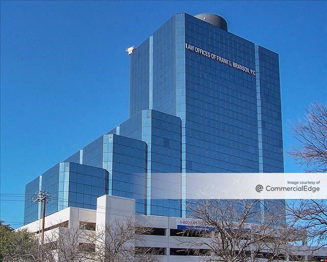 Highland Park Place