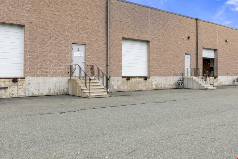 Industrial flex Space for Lease in Newburyport Seacoast Business Park