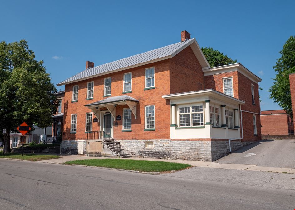 15 N Franklin St
