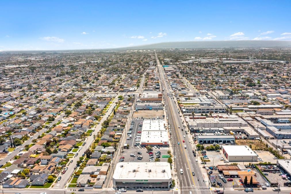 Crenshaw Plaza