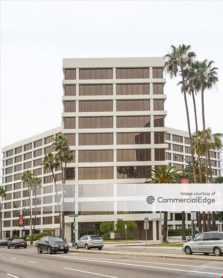 Preview of commercial space at 8383 Wilshire Boulevard #510