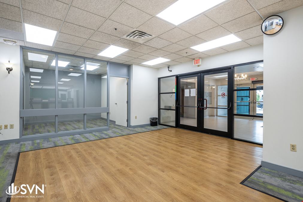 For Lease: Retail Bank Branch and Professional/Medical Office Suites