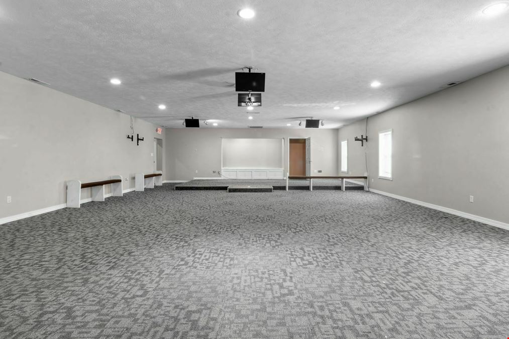 4,000+ SF Hamilton County Flex Industrial Space