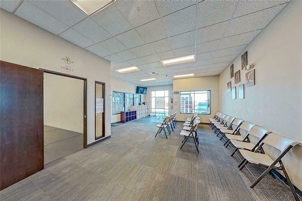 8806 St. Martin Blvd #102-105