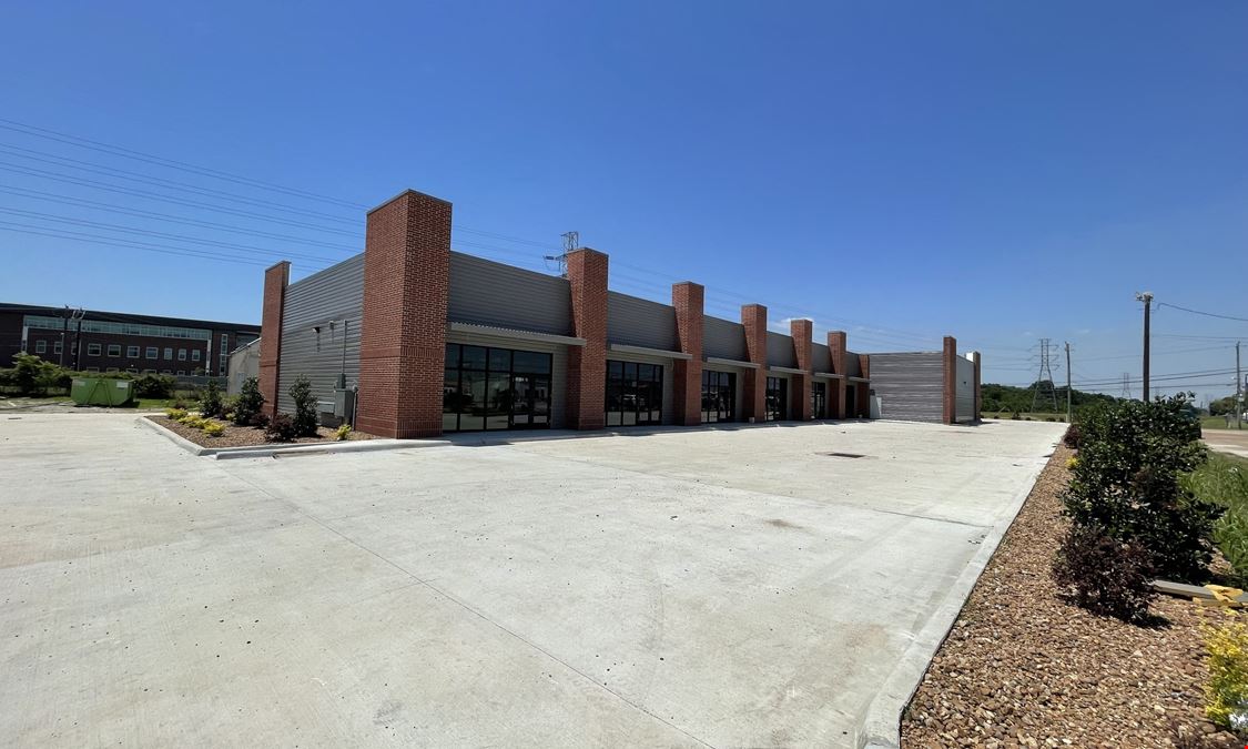Windfall Plaza Baytown