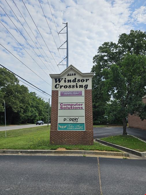 For Lease Windsor Crossing