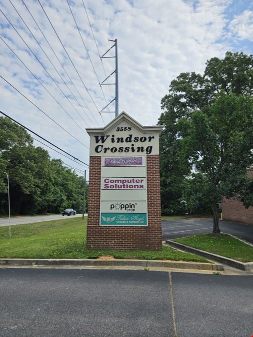 For Lease Windsor Crossing