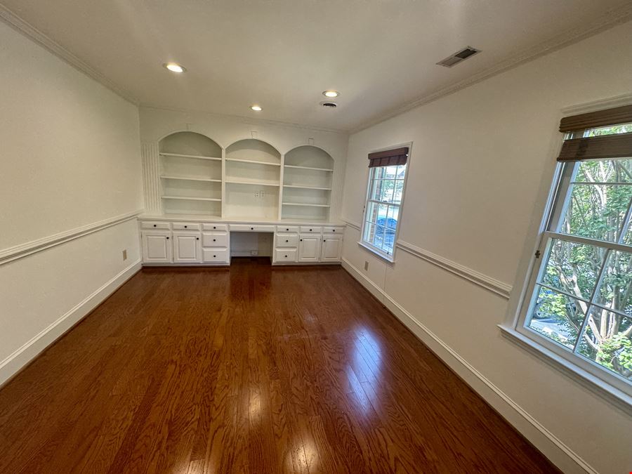 216 N  McDowell Street