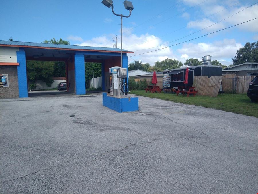 Rent a bay at self serve car wash