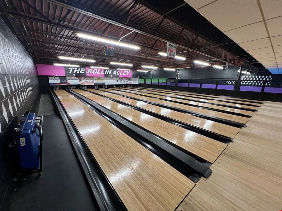 Turnkey Bowling, Skating & Entertainment Center