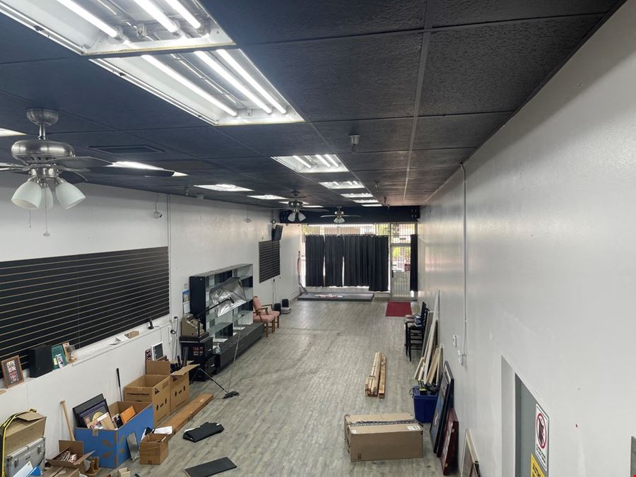 High Exposure Retail/Office Building in Downtown Fresno