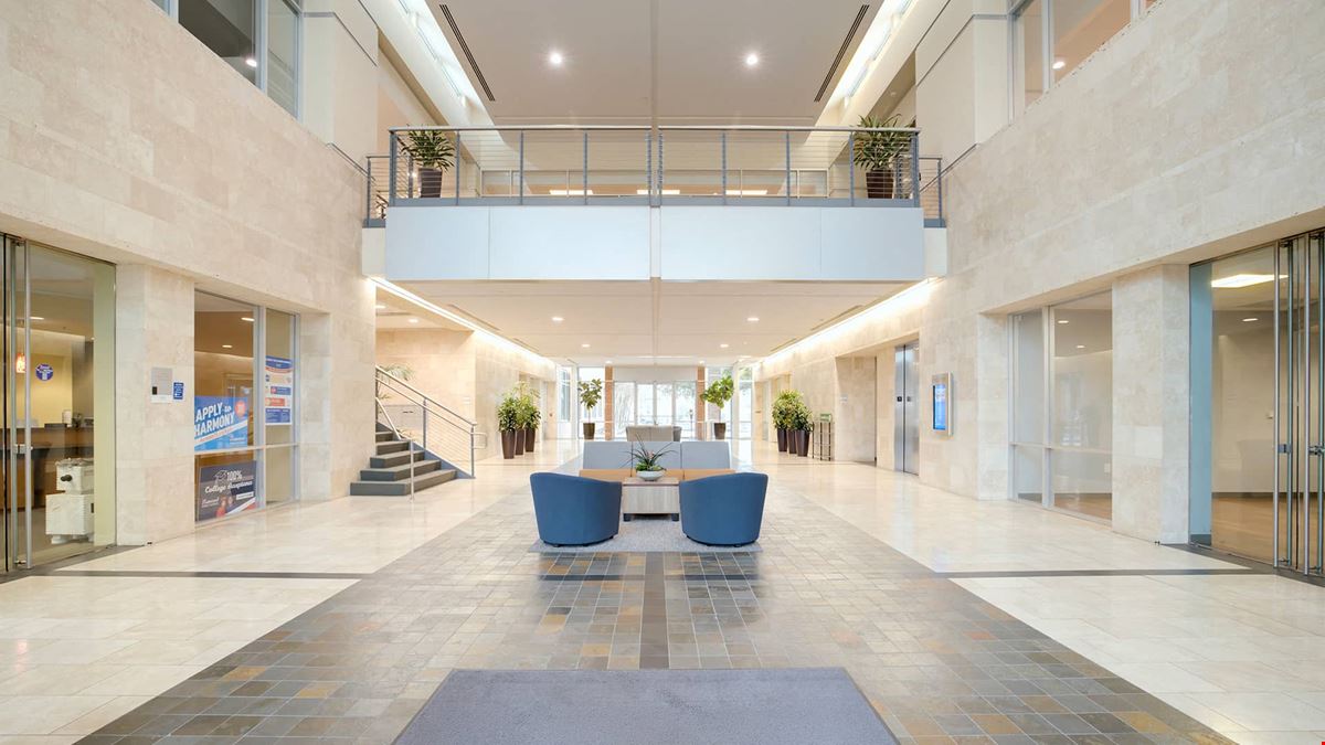 Amber Oaks Corporate Center - Building G