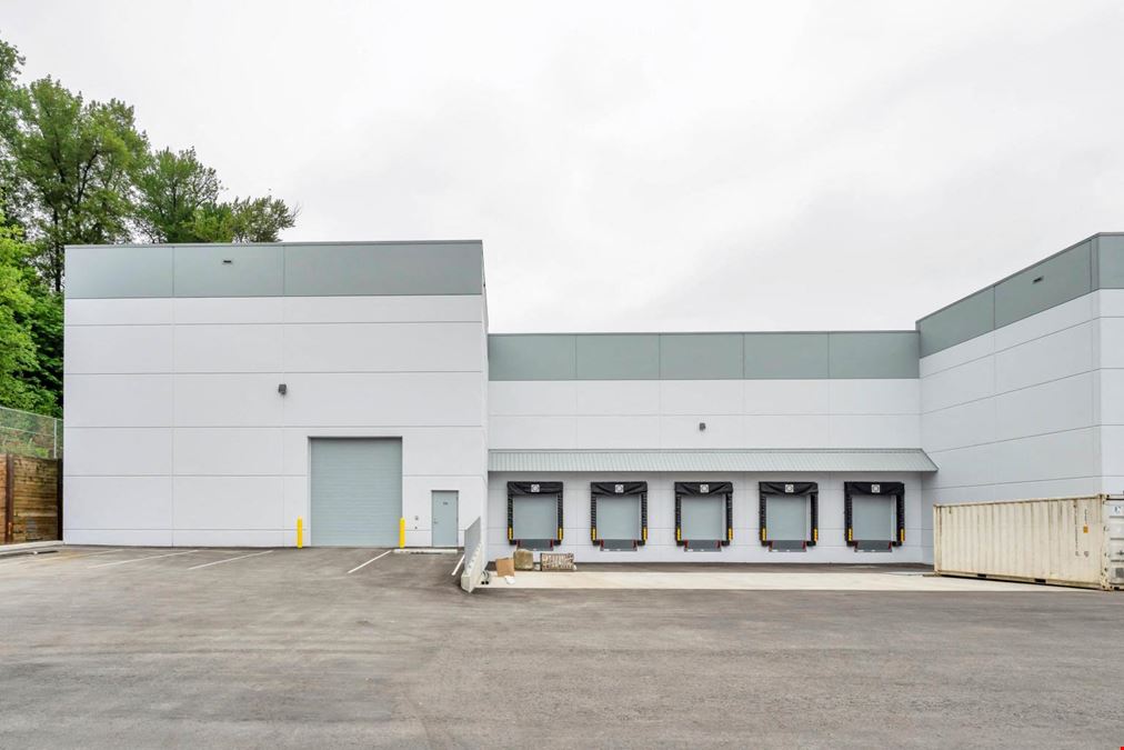 1355 Riverside Road (Building B - Riverside Road Business Park)
