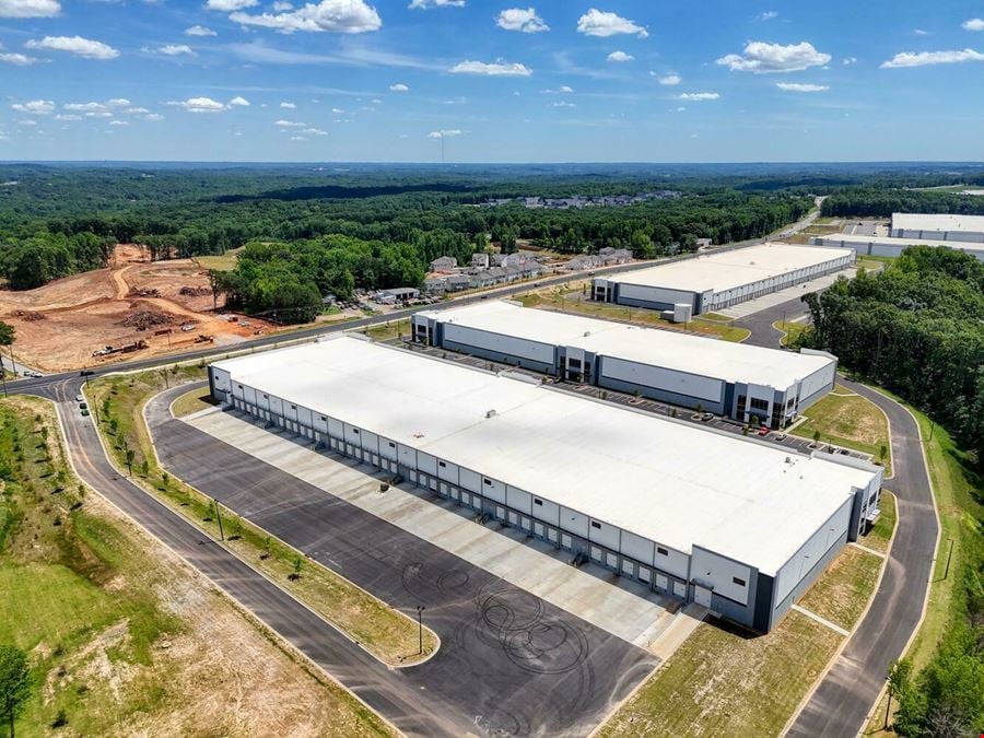 Falcon II Commerce Center