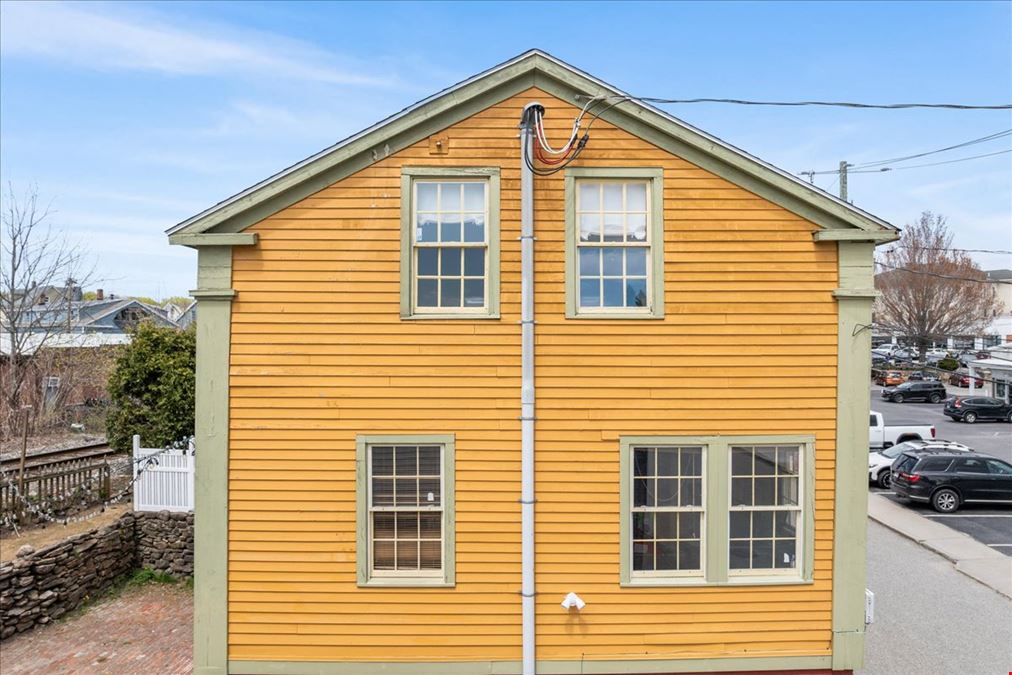 21 Furnace St
