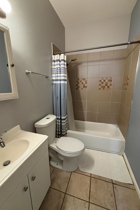 241-243 N. Homan Ave