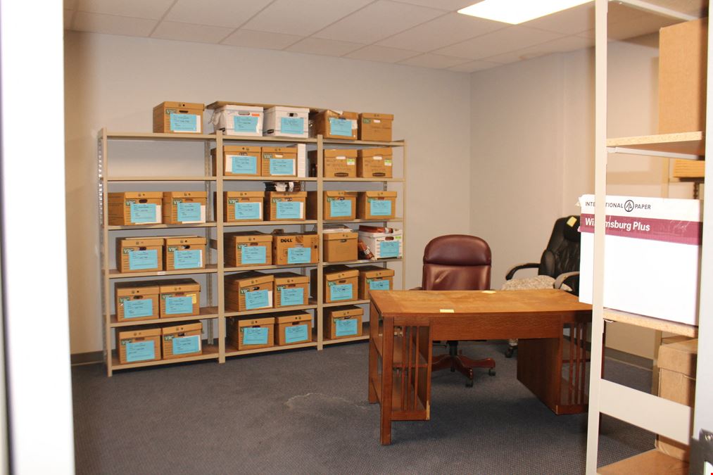 Office-Warehouse Space | 220/Highland Colony Business Park