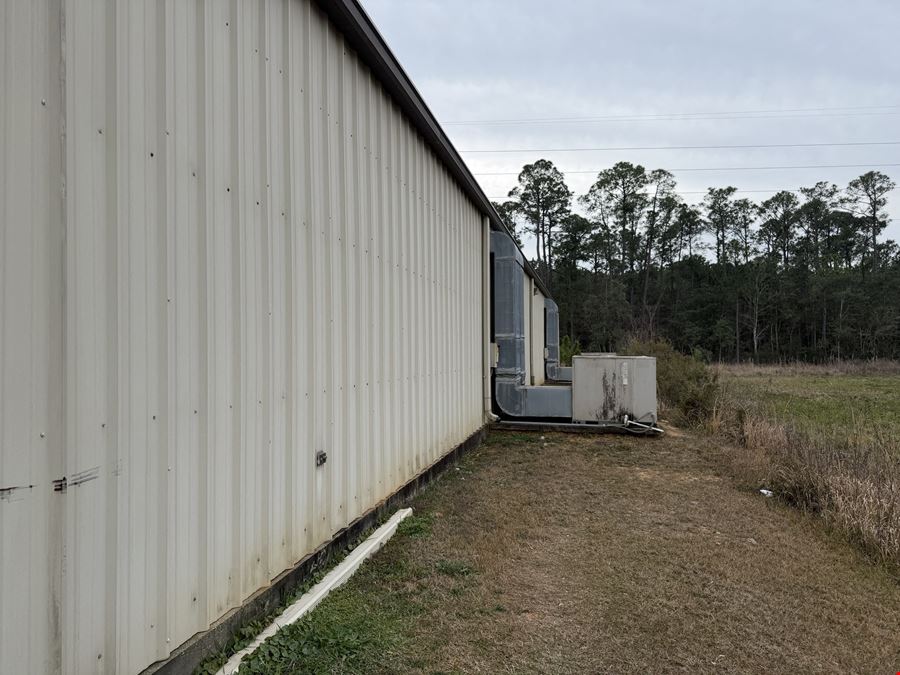 MULTI USE BUILDING ON CREOSOTE RD.